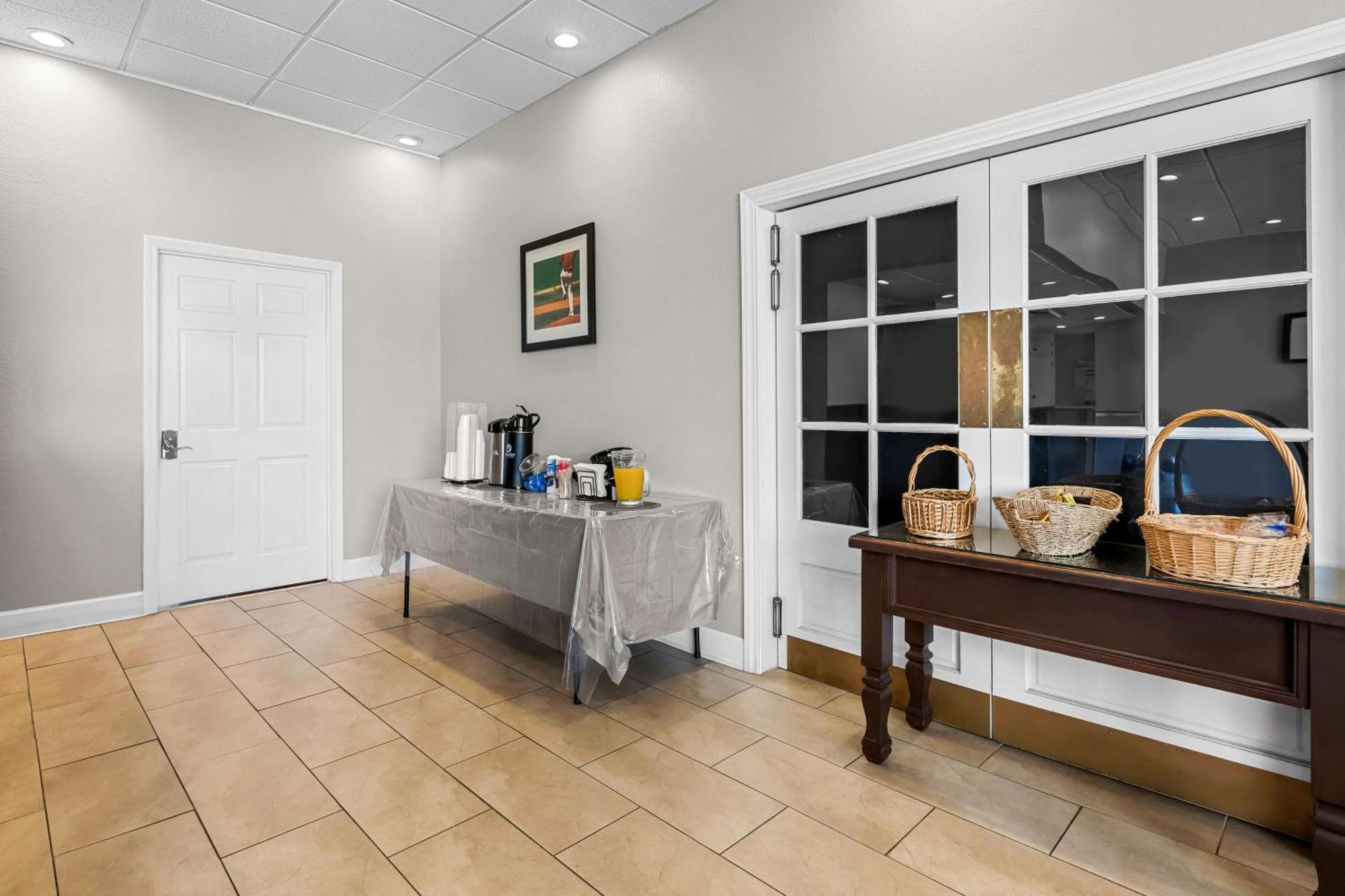 Americas Best Value Inn Hamilton Екстер'єр фото